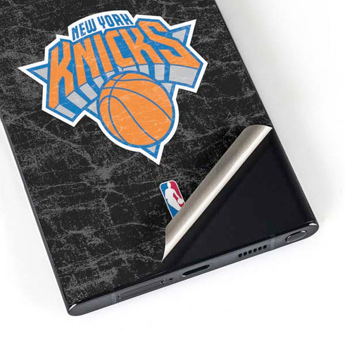 NBA New York Knicks Black Secondary Logo Galaxy S25 Ultra Skin